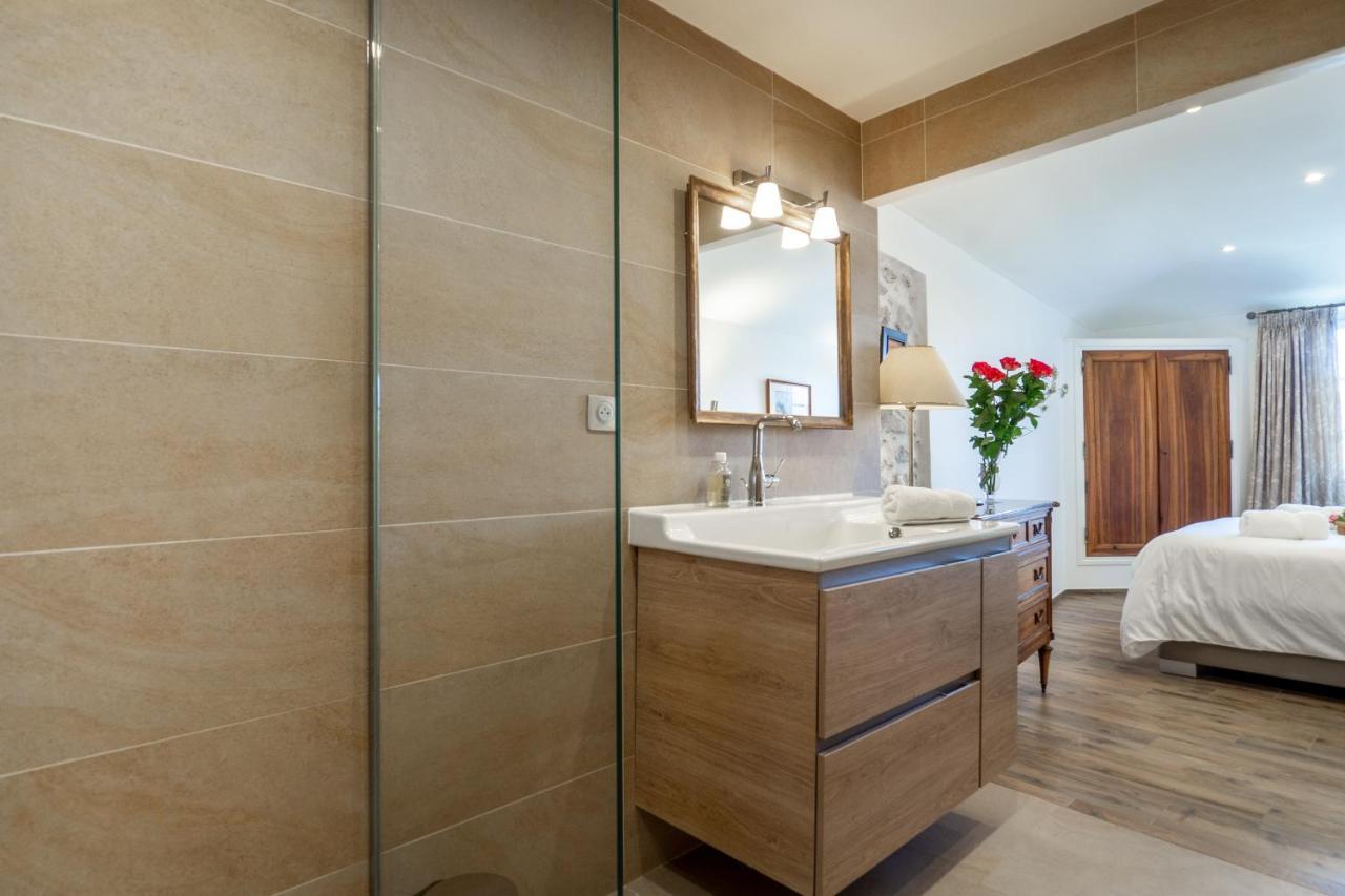 Charmant Appartement Spacieux Pour 6P Vue Mer Vieil Antibes Exterior photo